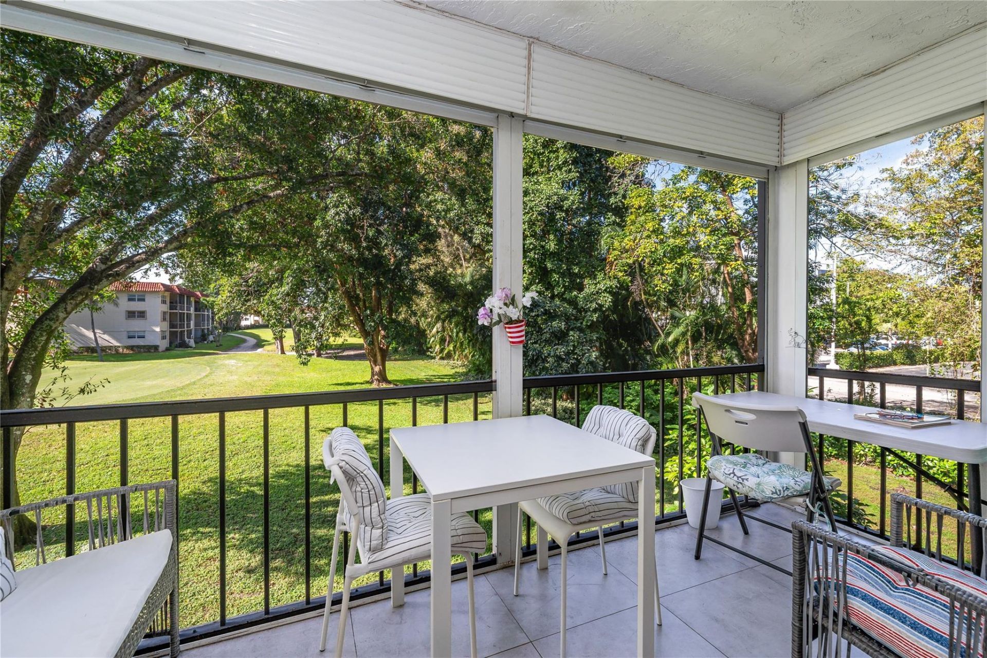 8901 S Hollybrook Boulevard, Unit 201, Pembroke Pines, FL 33025 Photo