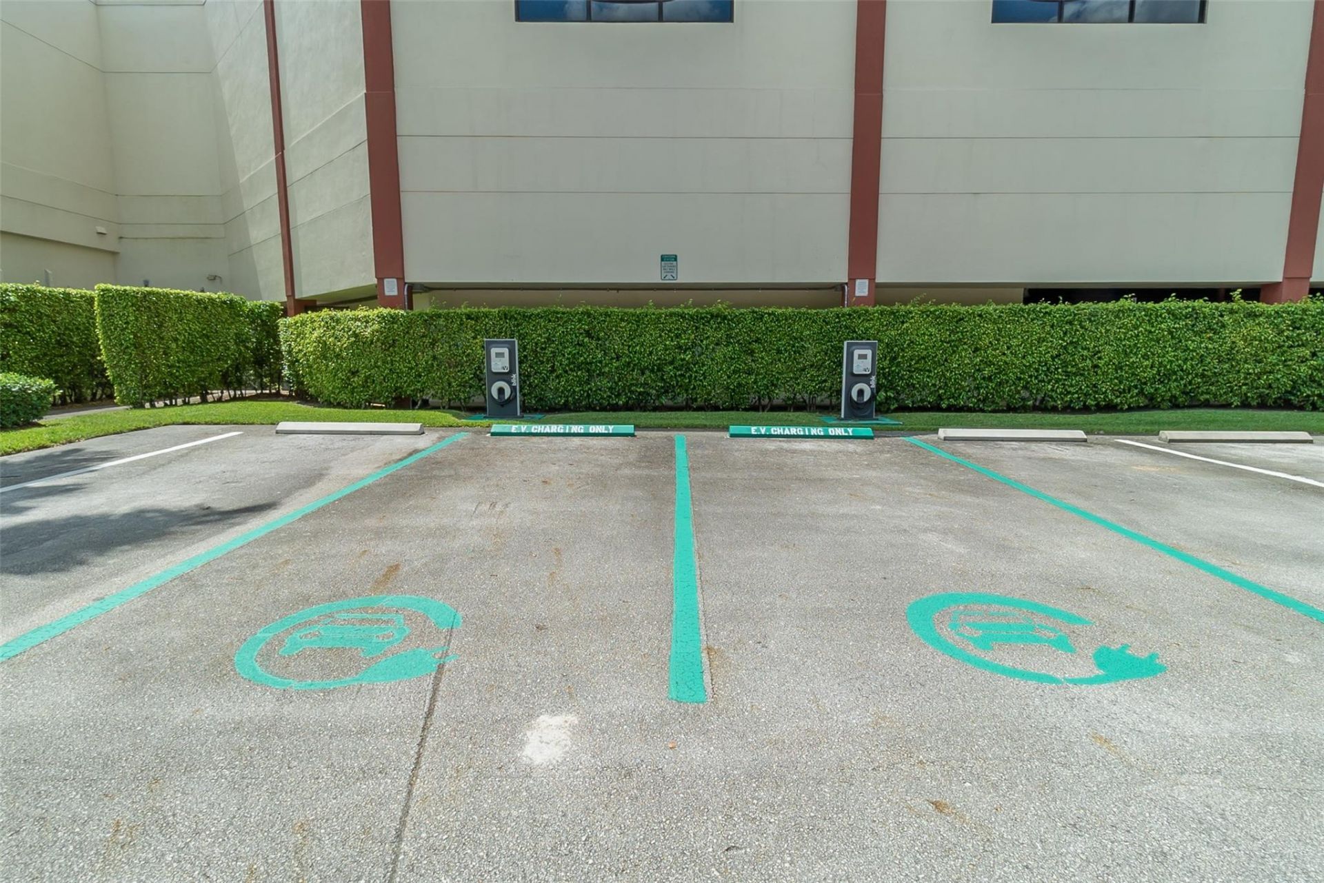 8901 S Hollybrook Boulevard, Unit 201, Pembroke Pines, FL 33025 Photo