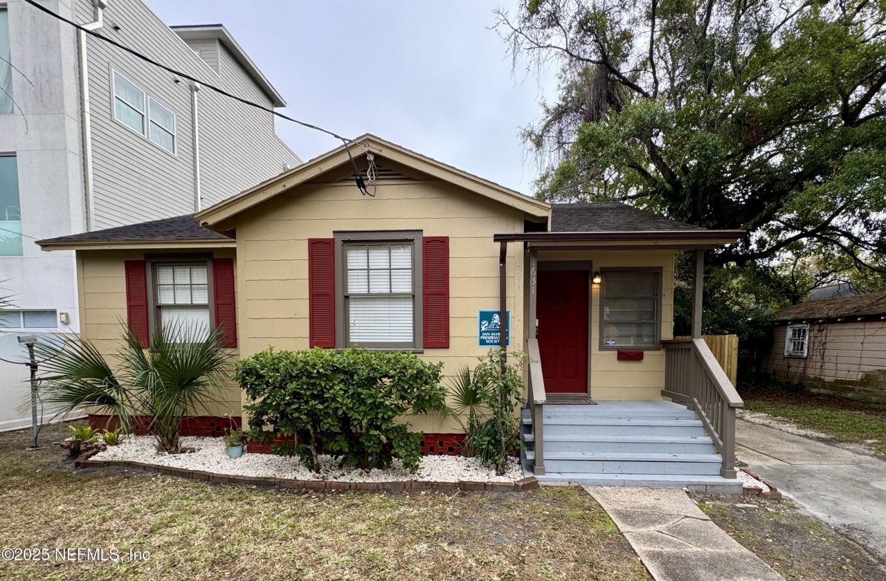 1631 Thacker Avenue, Jacksonville, FL 32207 Main Photo