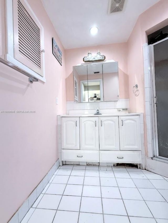 156 Francis Dr Ne, Port Charlotte, FL 33395 Photo