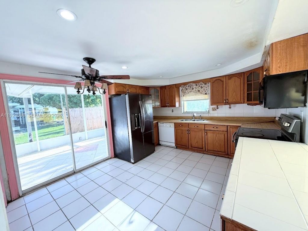 156 Francis Dr Ne, Port Charlotte, FL 33395 Photo