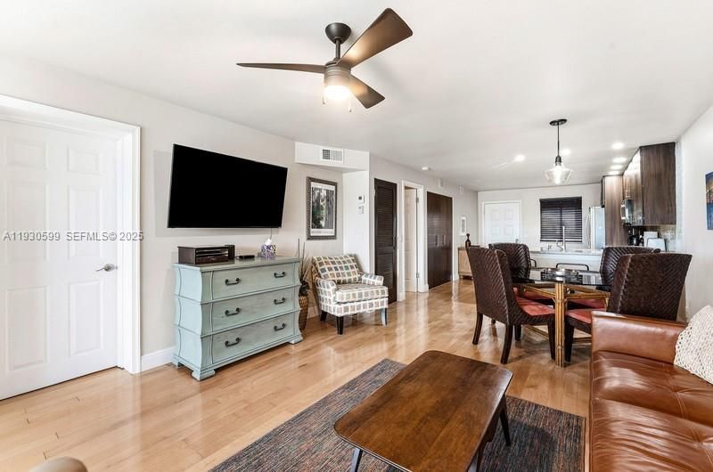 353 S Us Highway 1, Unit C404, Jupiter, FL 33477 Photo