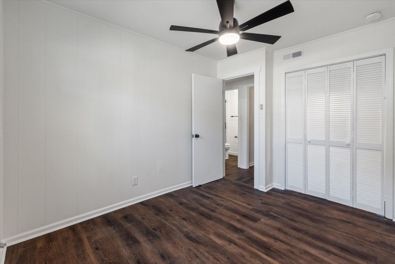 12 Grove Street Photo 12