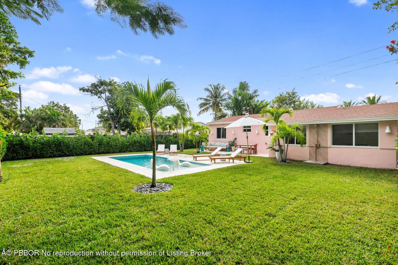 353 Gregory Road, West Palm Beach, FL 33405 Photo