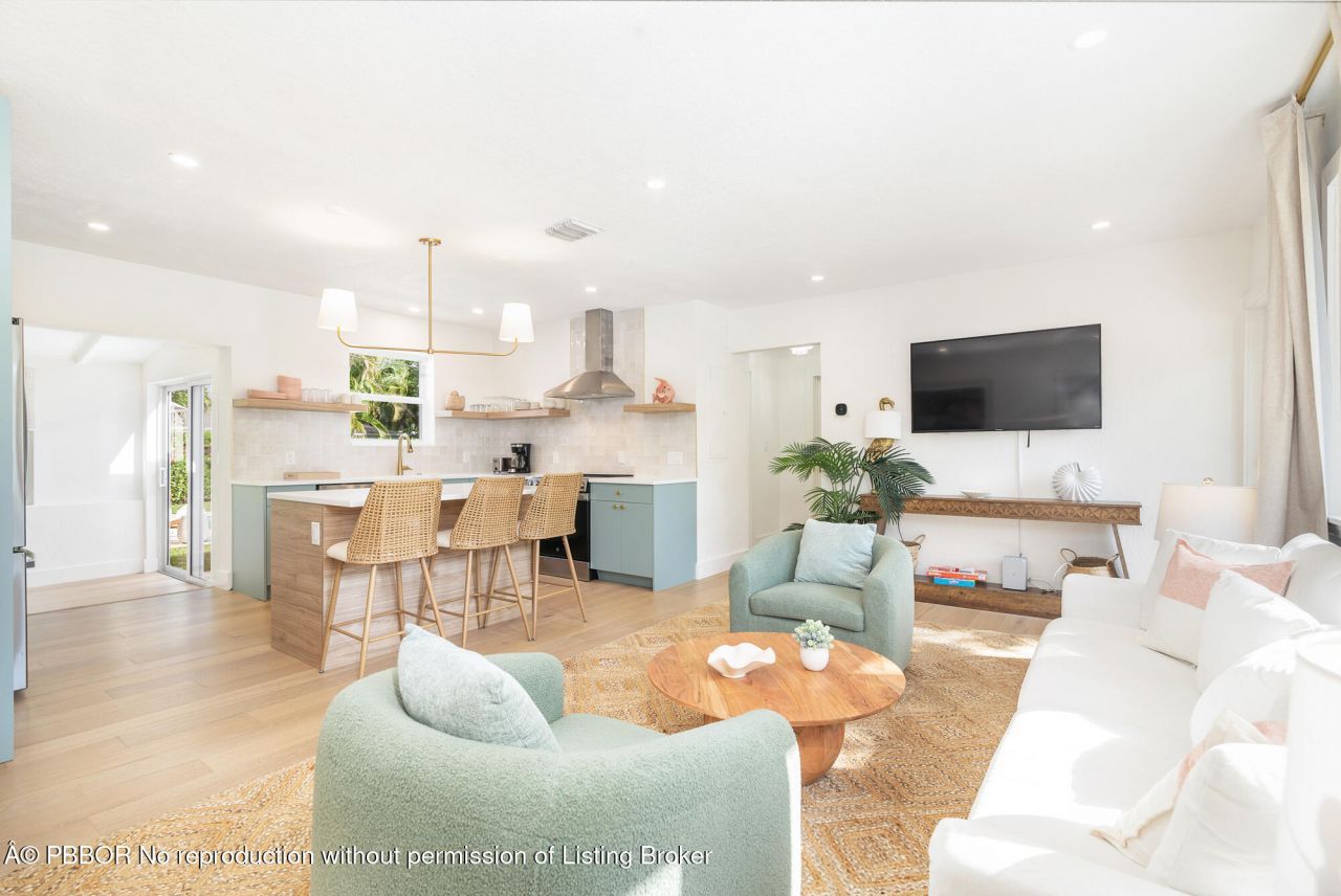 353 Gregory Road, West Palm Beach, FL 33405 Photo