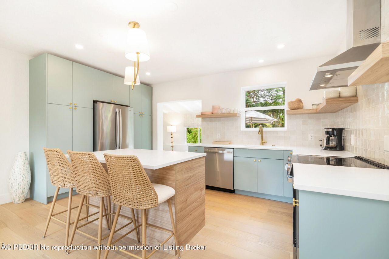 353 Gregory Road, West Palm Beach, FL 33405 Photo