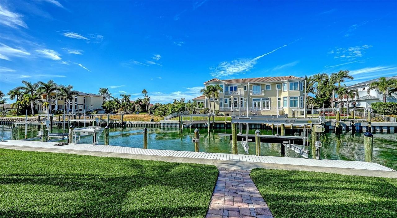 595 Bowsprit Lane, Longboat Key, FL 34228 Photo