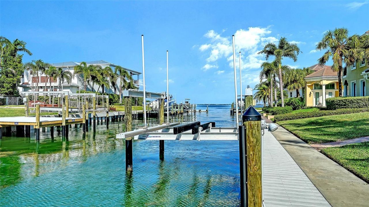 595 Bowsprit Lane, Longboat Key, FL 34228 Photo