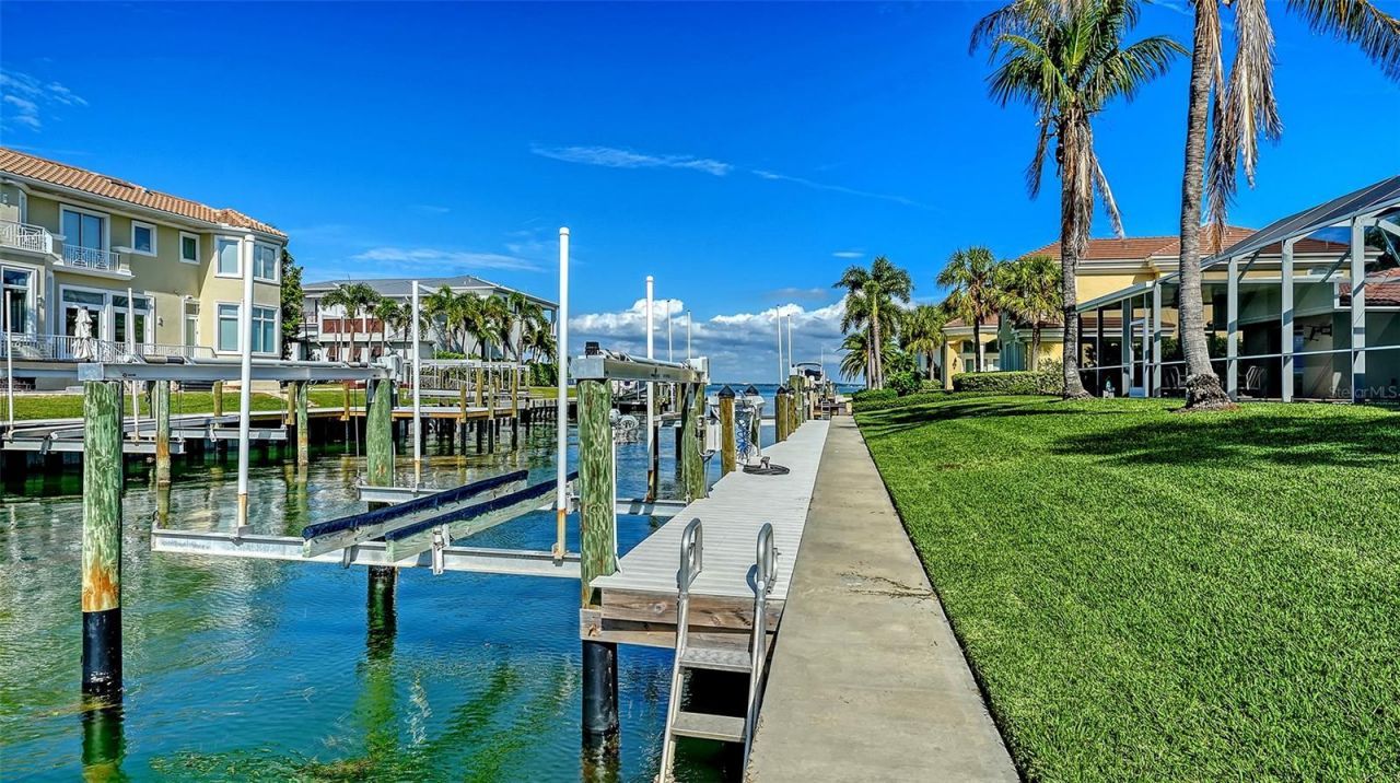 595 Bowsprit Lane, Longboat Key, FL 34228 Photo