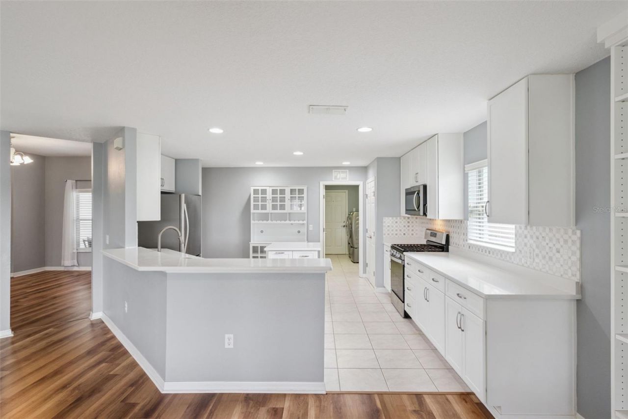 26821 Augusta Springs Circle, Leesburg, FL 34748 Photo