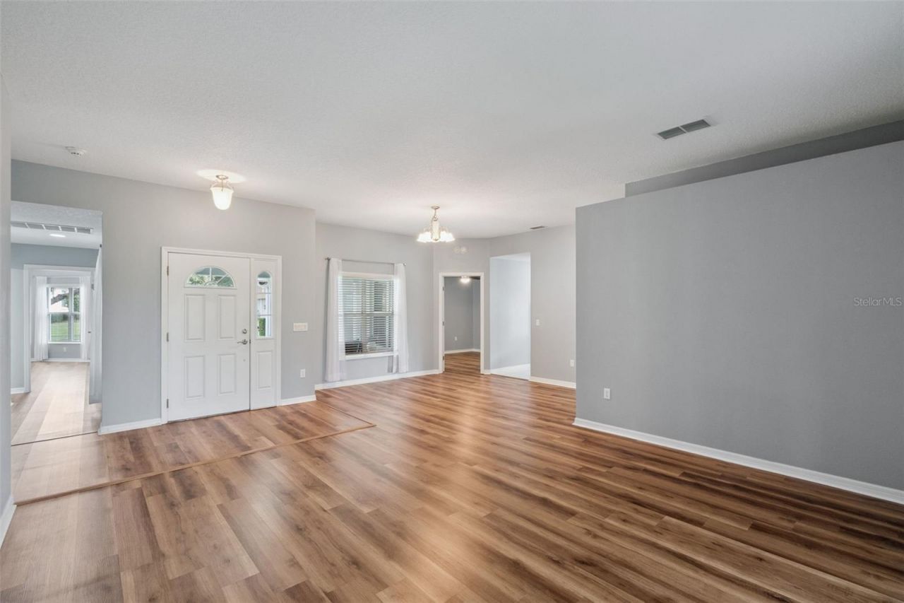 26821 Augusta Springs Circle, Leesburg, FL 34748 Photo