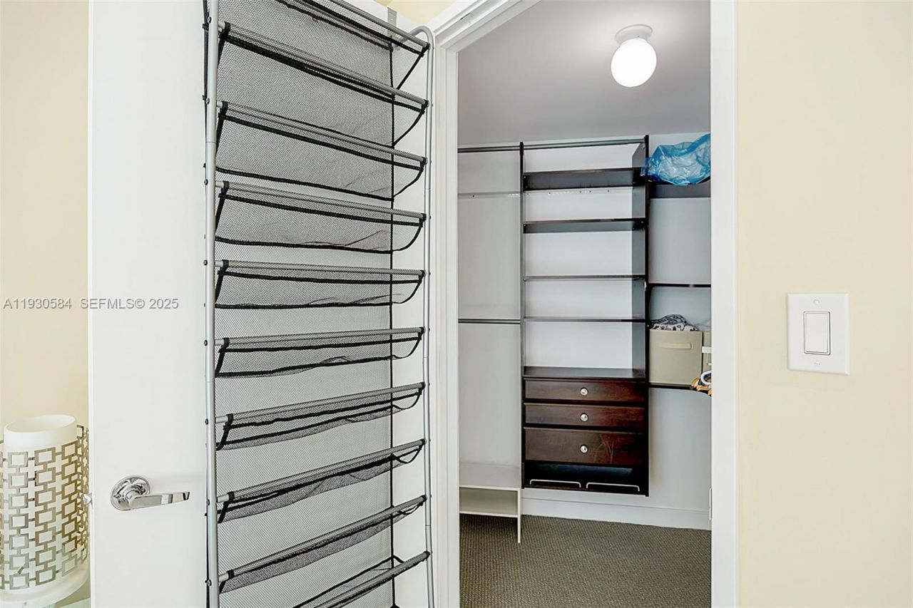 150 Sunny Isles Blvd, Unit 1-1006, Sunny Isles Beach, FL 33160 Photo