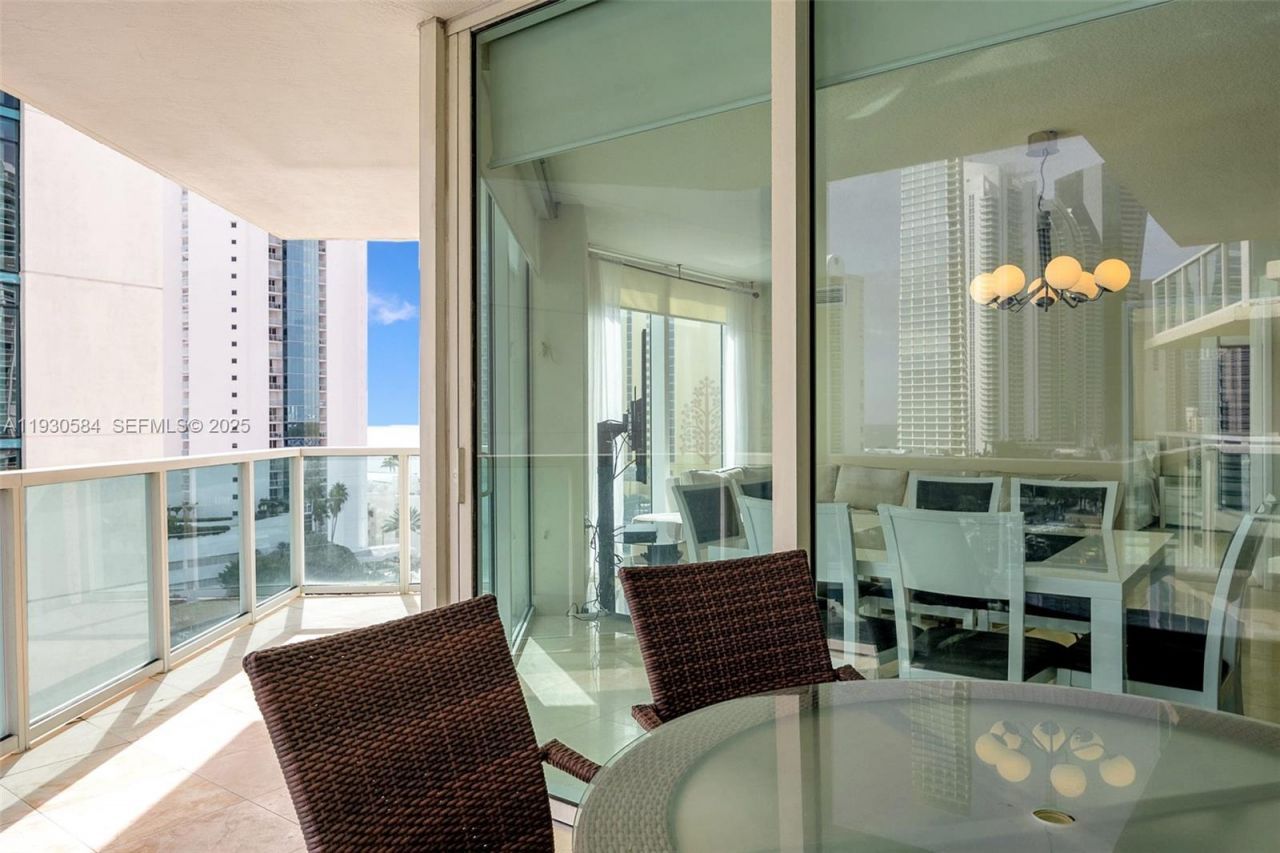 150 Sunny Isles Blvd, Unit 1-1006, Sunny Isles Beach, FL 33160 Photo