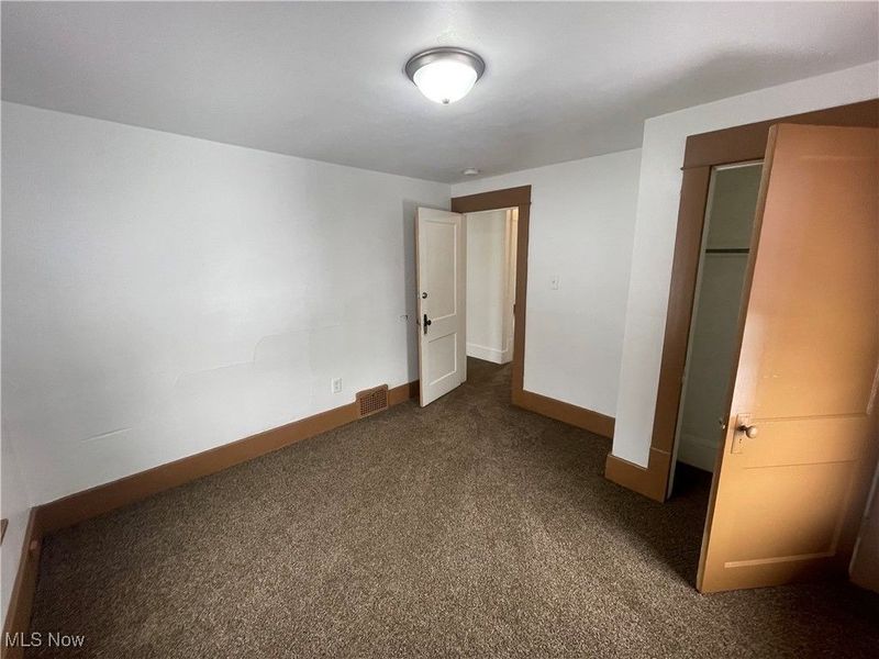 944 Baughman Street, Akron, OH 44320 Photo 13