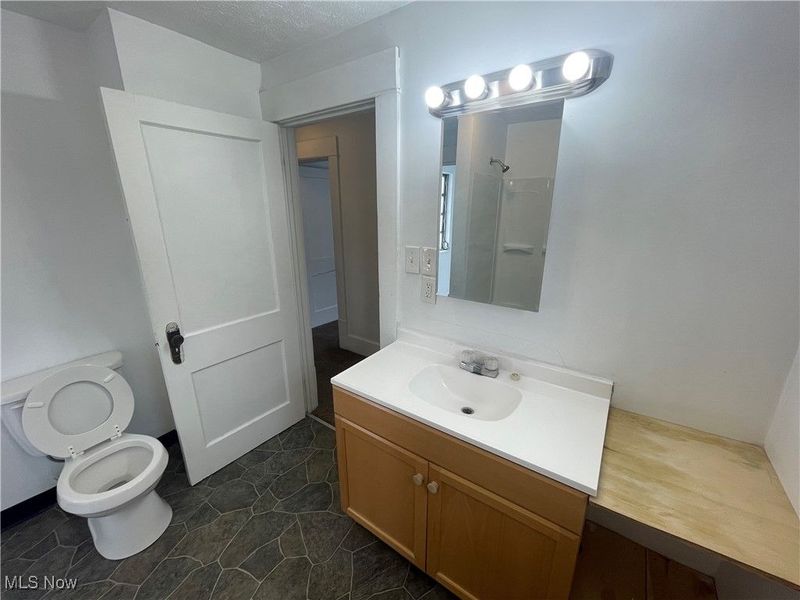 944 Baughman Street, Akron, OH 44320 Photo 17