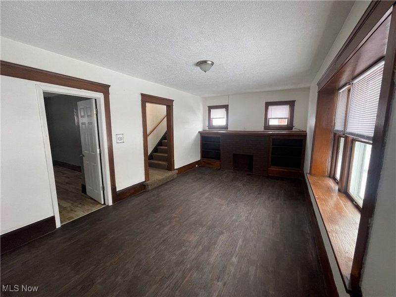 944 Baughman Street, Akron, OH 44320 Photo 2