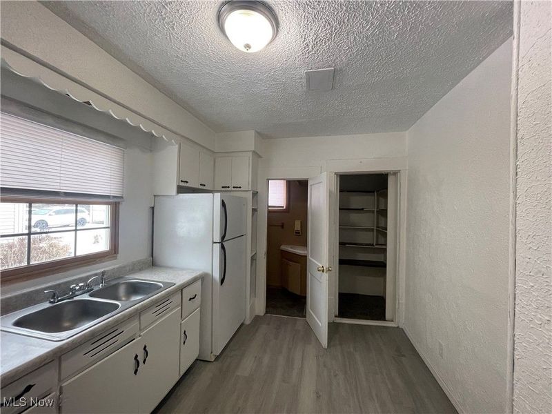 944 Baughman Street, Akron, OH 44320 Photo 7