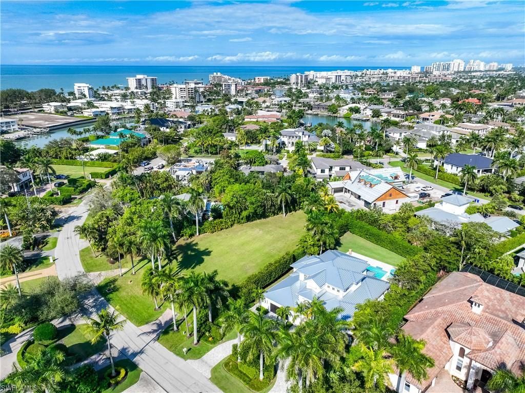 331 Spring Line Dr, Naples, FL 34102 Photo