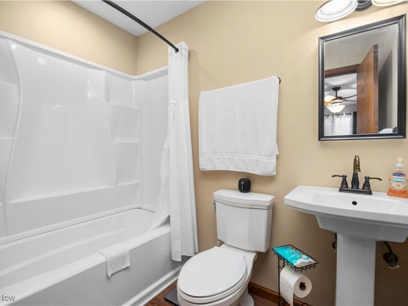 1115 Kay Drive, Lorain, OH 44053 Photo 21