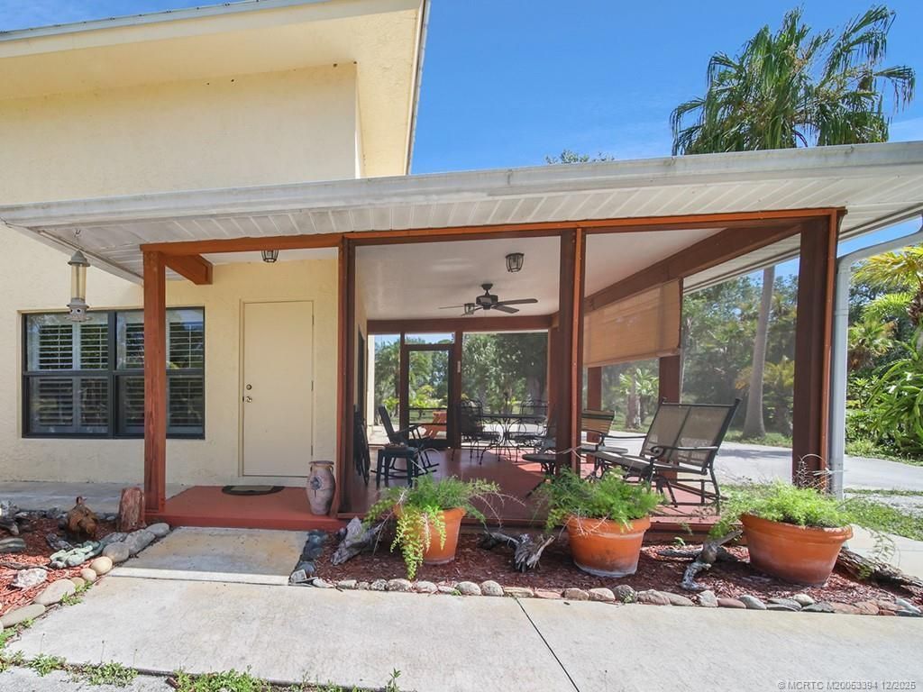 5601 SW Sunshine Farms Way, Palm City, FL 34990 Photo