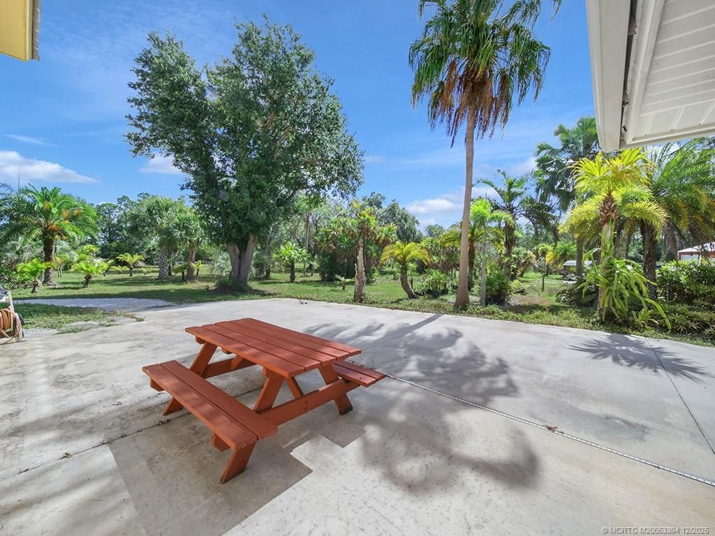 5601 SW Sunshine Farms Way, Palm City, FL 34990 Photo