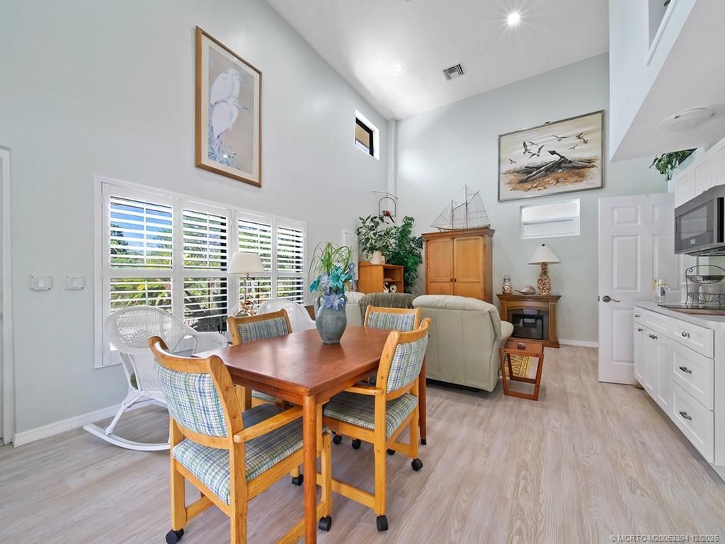 5601 SW Sunshine Farms Way, Palm City, FL 34990 Photo