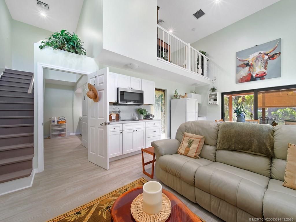 5601 SW Sunshine Farms Way, Palm City, FL 34990 Photo