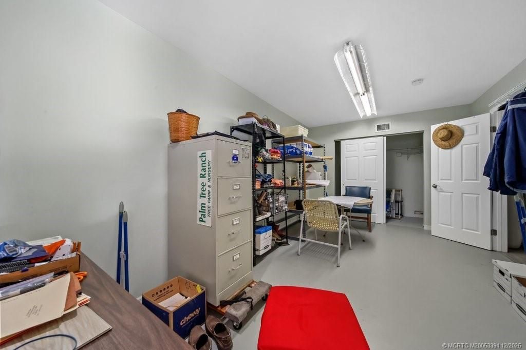 5601 SW Sunshine Farms Way, Palm City, FL 34990 Photo