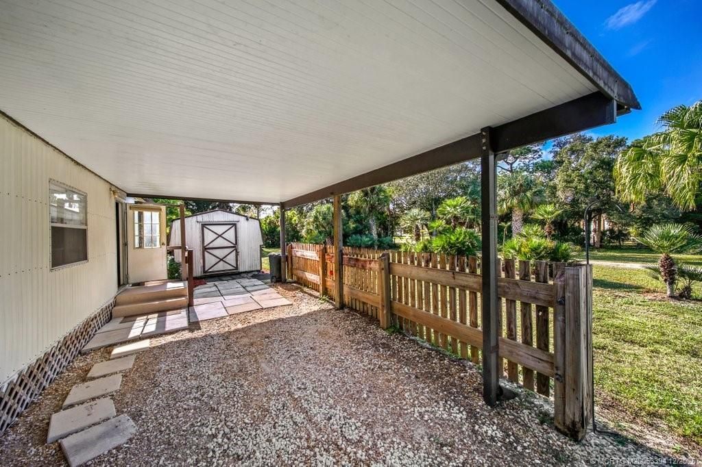 5601 SW Sunshine Farms Way, Palm City, FL 34990 Photo