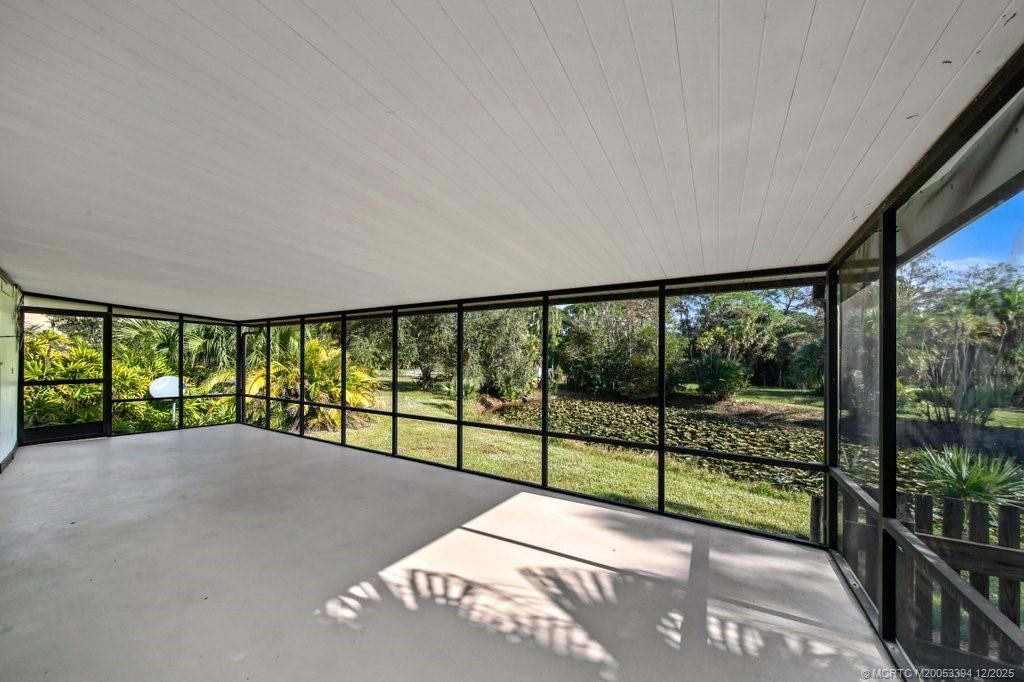 5601 SW Sunshine Farms Way, Palm City, FL 34990 Photo