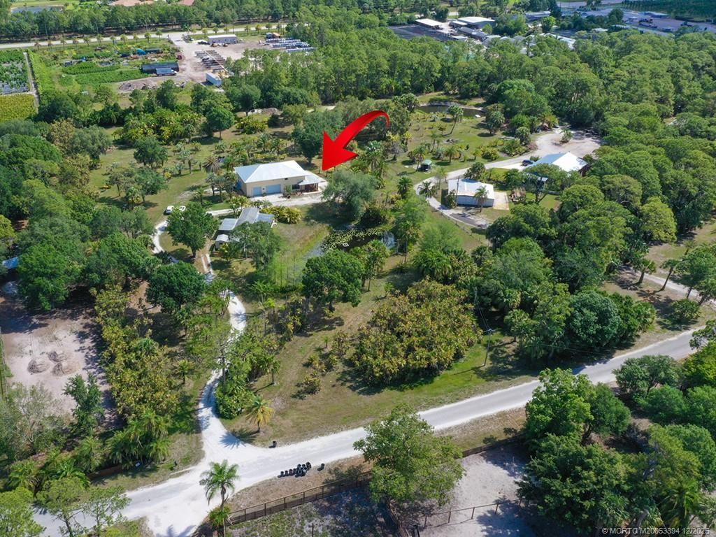 5601 SW Sunshine Farms Way, Palm City, FL 34990 Photo