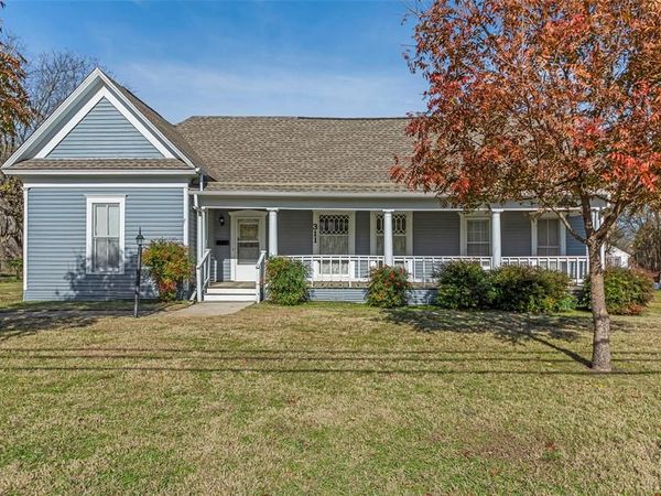 311 Summit Street, Farmersville, TX 75442