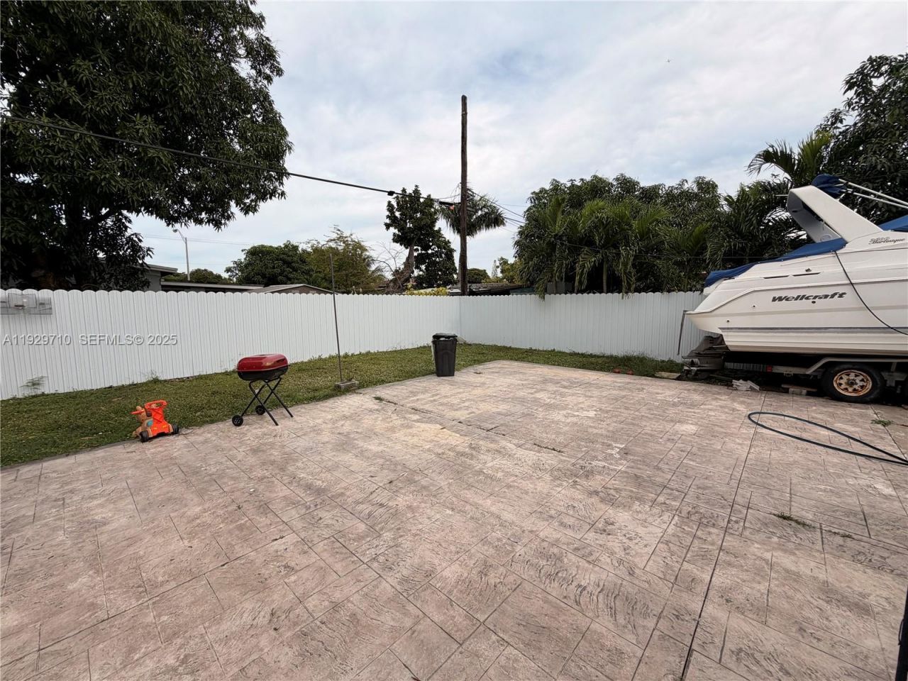 545 NW 136 St, North Miami, FL 33168 Photo