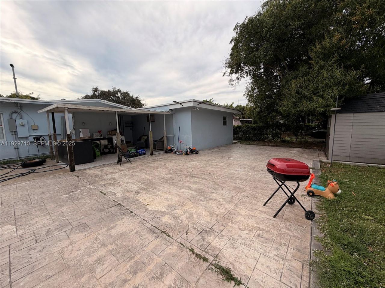 545 NW 136 St, North Miami, FL 33168 Photo