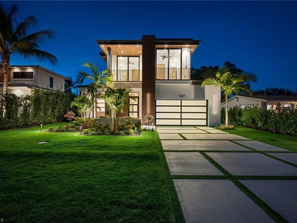 1227 10th AVE N, NAPLES, FL 34102