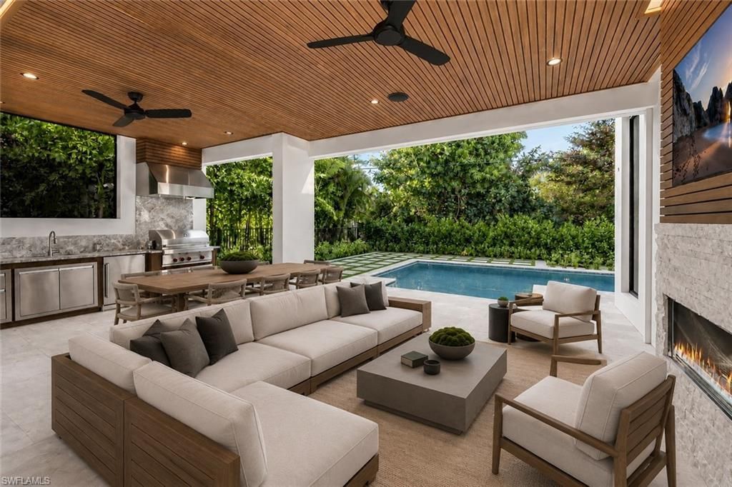 1227 10th Ave N, Naples, FL 34102 Photo