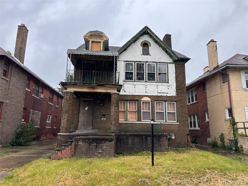2009 Calvert Street, Detroit, MI 48206 Main Photo