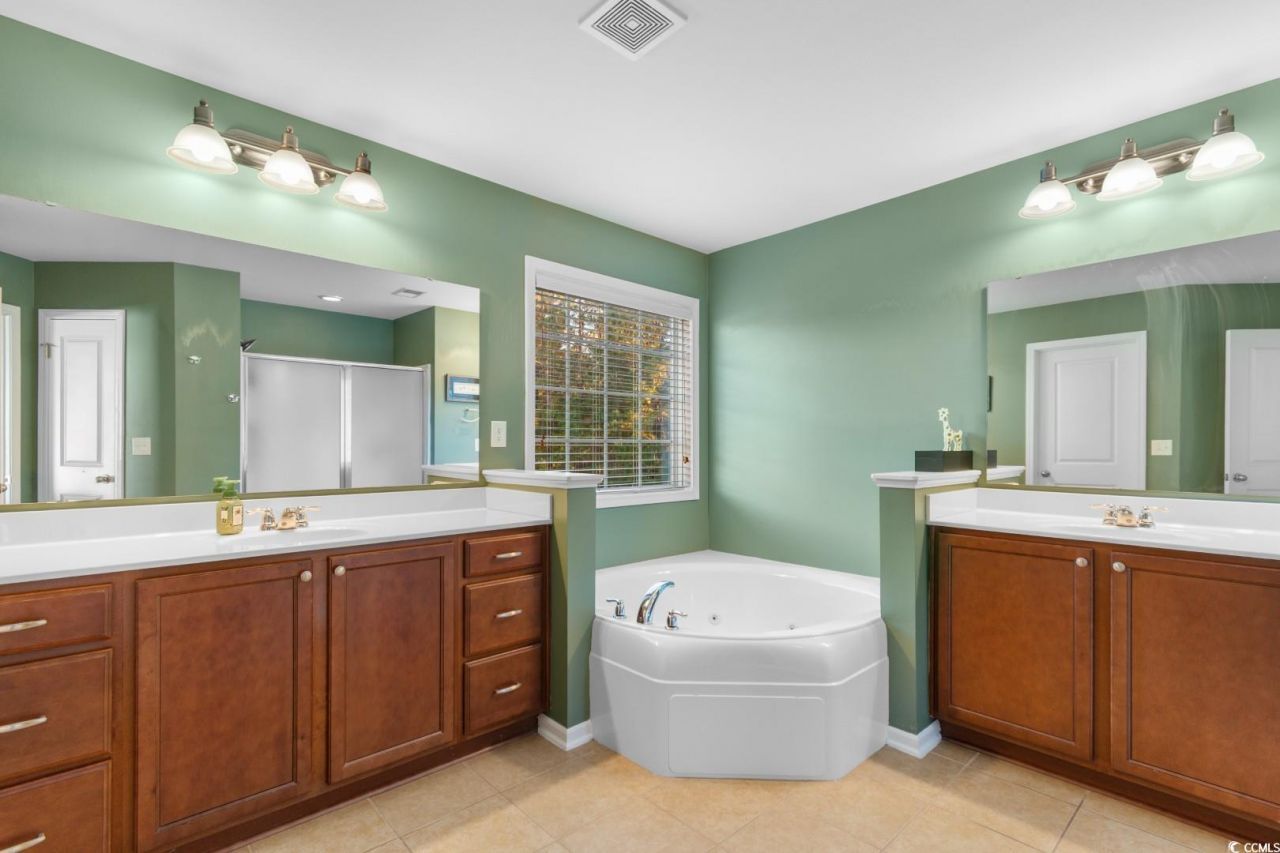 60 Summerlight Dr. Photo 16