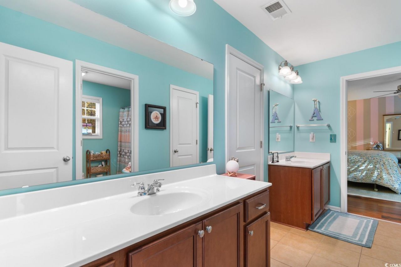 60 Summerlight Dr. Photo 22