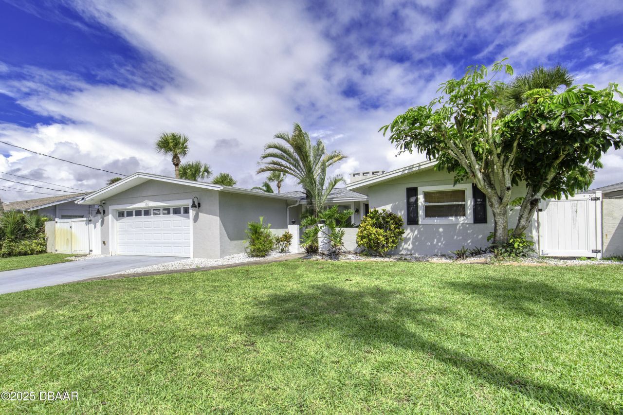 138 Coral Circle, South Daytona, FL 32119 Photo