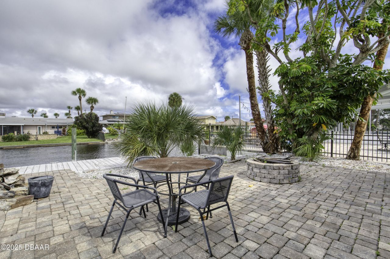 138 Coral Circle, South Daytona, FL 32119 Photo