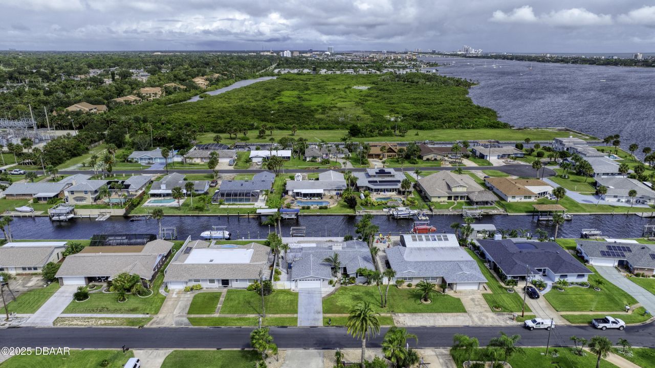 138 Coral Circle, South Daytona, FL 32119 Photo