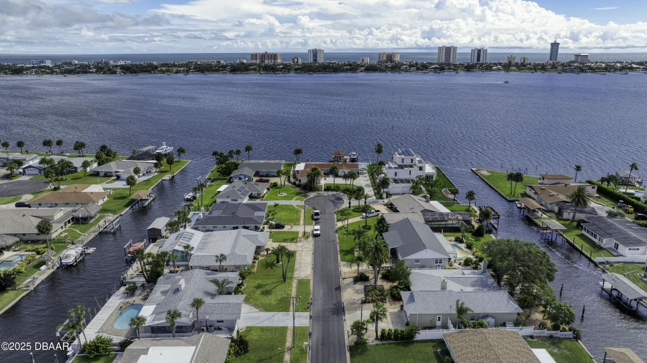 138 Coral Circle, South Daytona, FL 32119 Photo