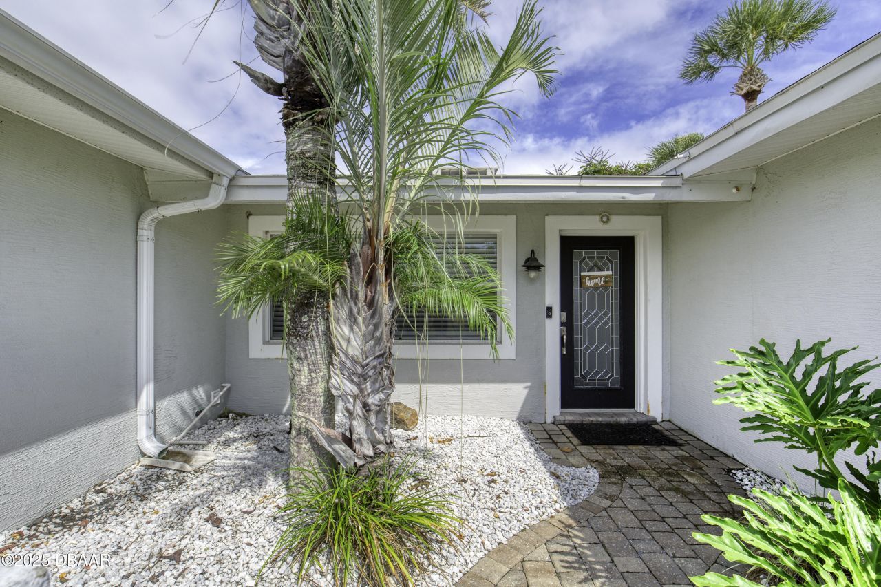 138 Coral Circle, South Daytona, FL 32119 Photo