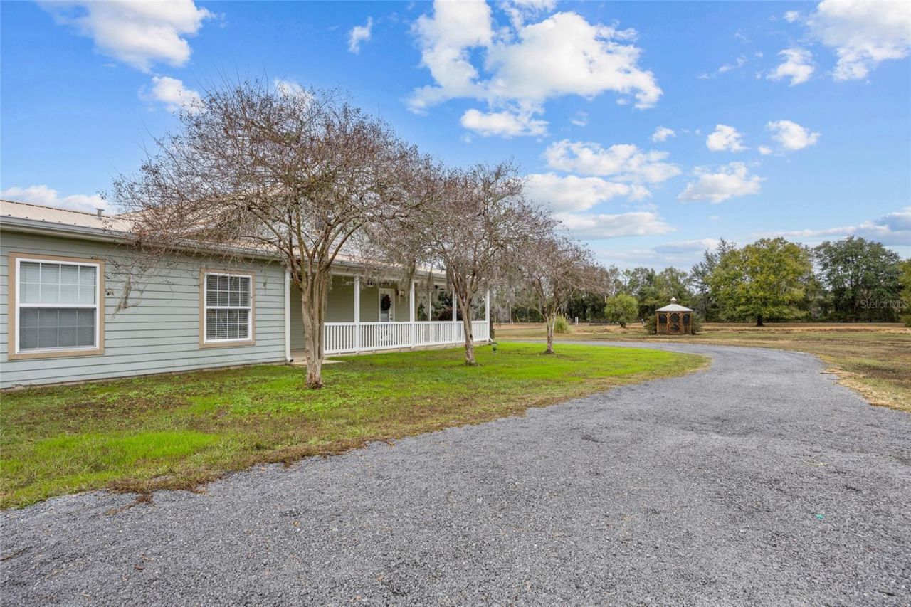 6864 NW County Road 229a, Starke, FL 32091 Photo