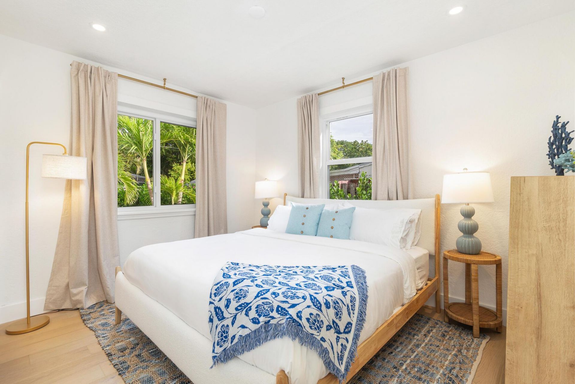 353 Gregory Road, West Palm Beach, FL 33405 Photo