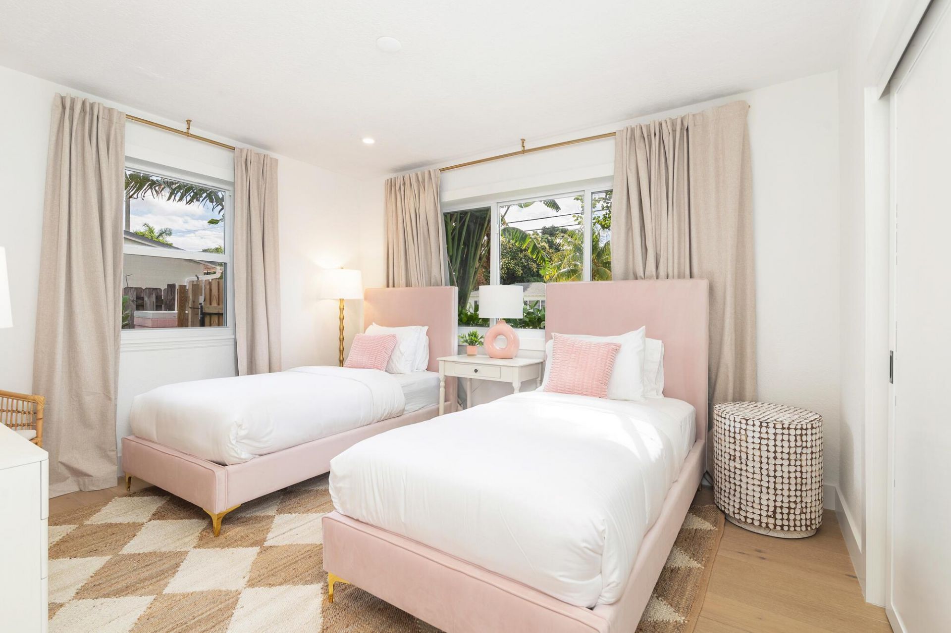 353 Gregory Road, West Palm Beach, FL 33405 Photo