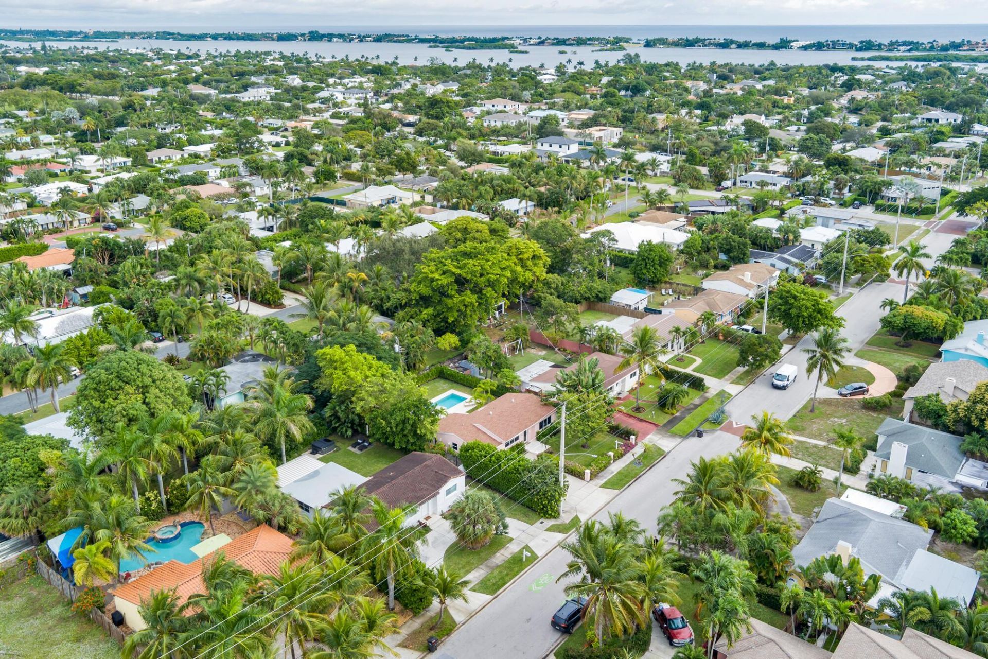 353 Gregory Road, West Palm Beach, FL 33405 Photo