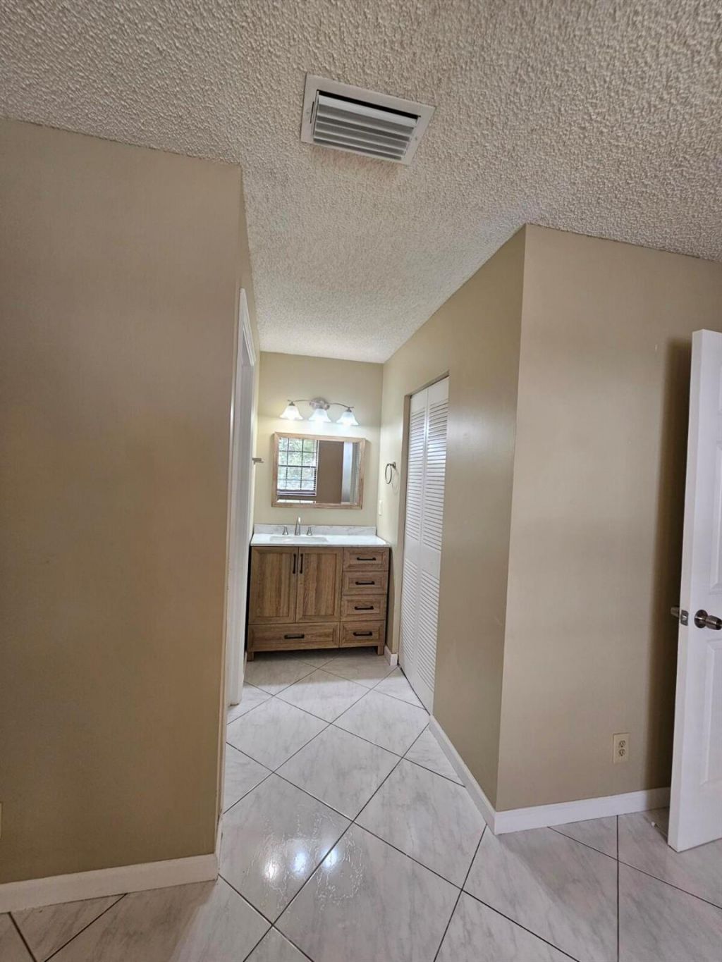 3150 Leewood Terrace, Unit L222, Boca Raton, FL 33431 Photo