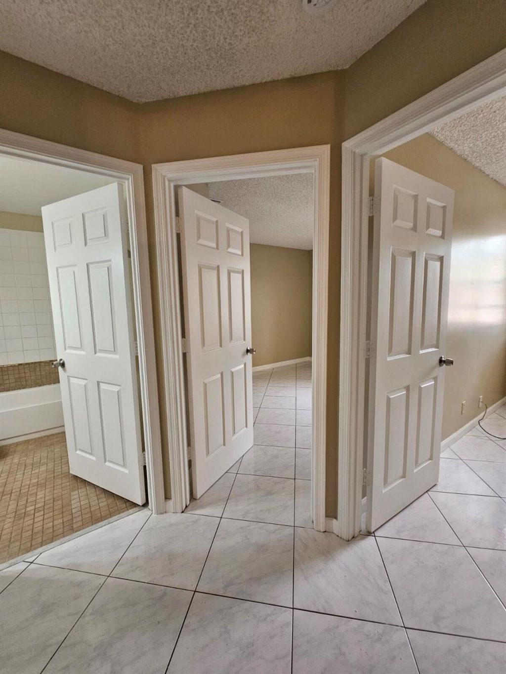 3150 Leewood Terrace, Unit L222, Boca Raton, FL 33431 Photo